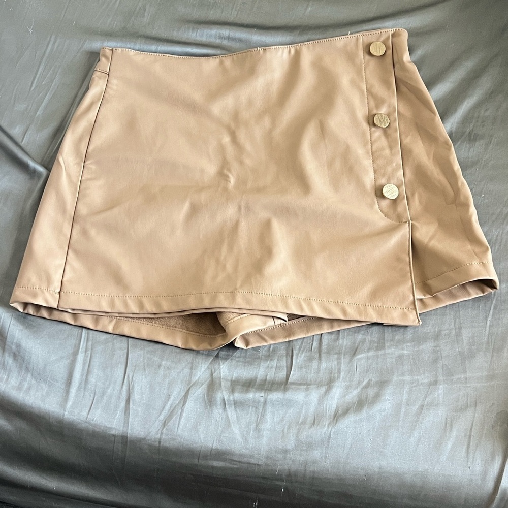 Zara Beige Faux Leather Skort - Picture 8 of 8